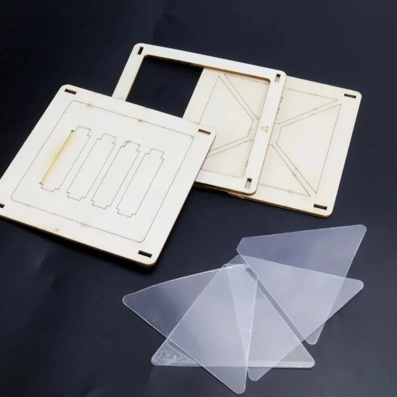 3Dホログラフィック投影DIY組み立てモデルキット。STEM - Model Kit Fantasy のレビューと価格